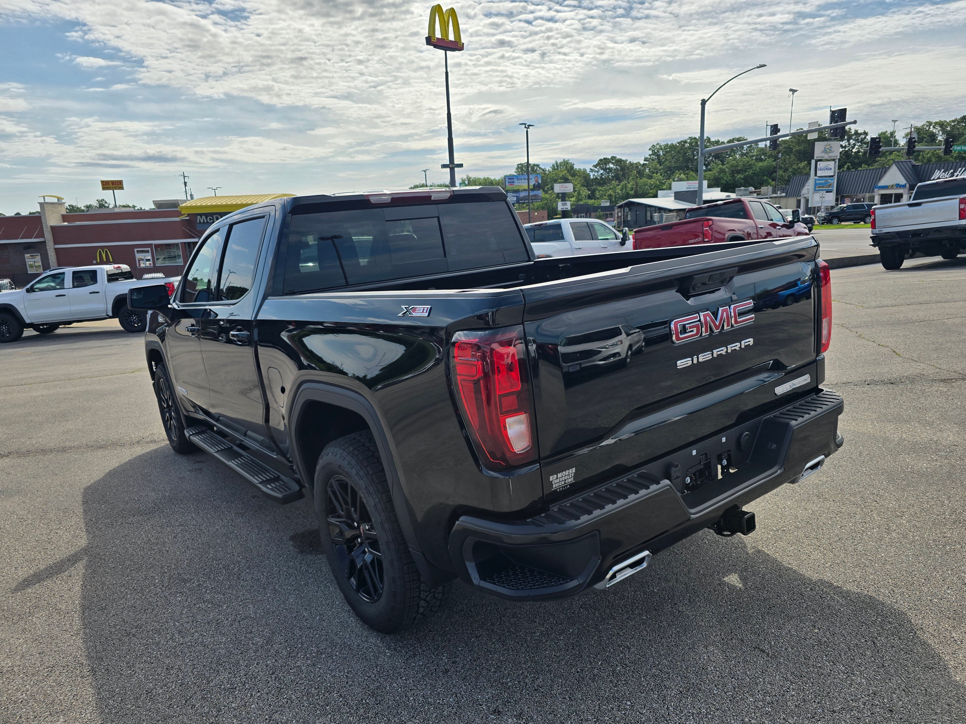 2026 GMC Sierra 1500 — detail view