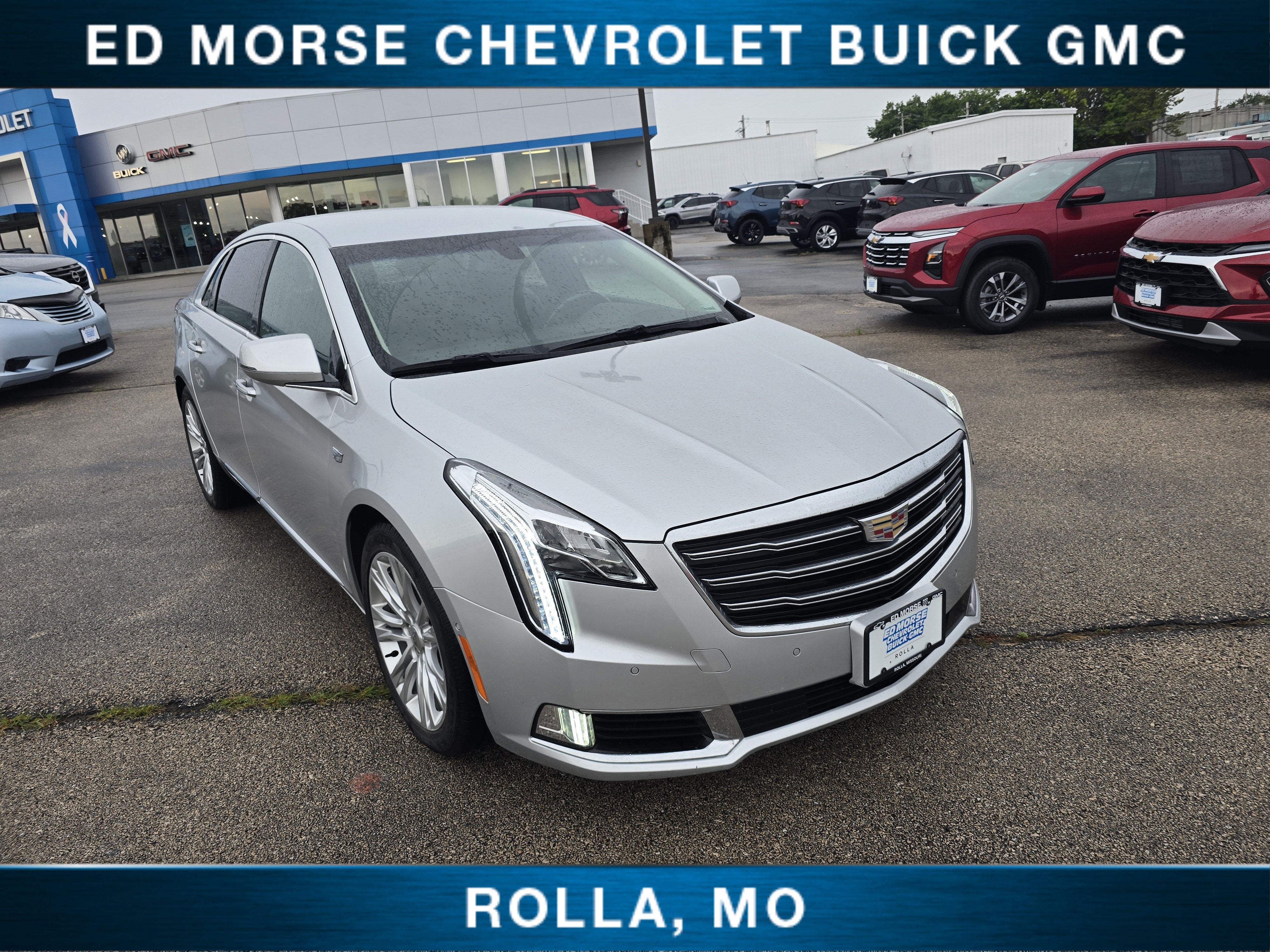 2019 Cadillac XTS Luxury in Radiant Silver Metallic — front three-quarter view